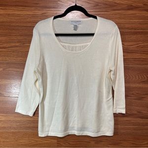 Sag Harbor Womens petite PM  Ivory Pullover Sweater round Neck Soft Acrylic PM